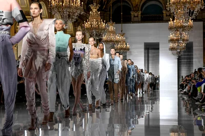Look 37